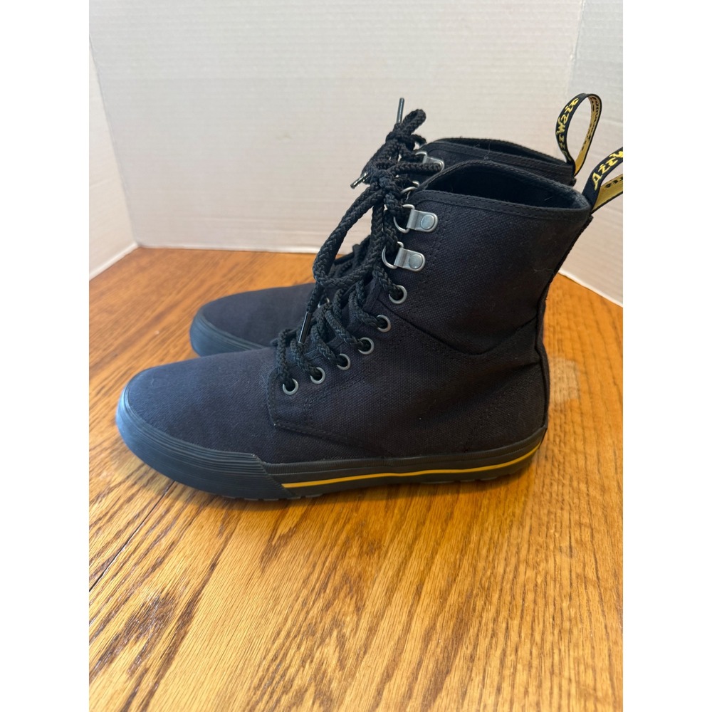 Dr. Martens Winsted Black Canvas 8-Eye Boots Unisex Womens 9 Mens 8 AW004